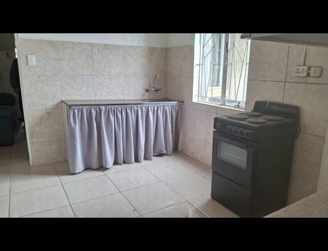 4 BEDROOM HOUSE FOR SALE IN TROYEVILLE